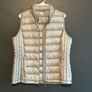 32 Degrees Sage Green Puffer Vest